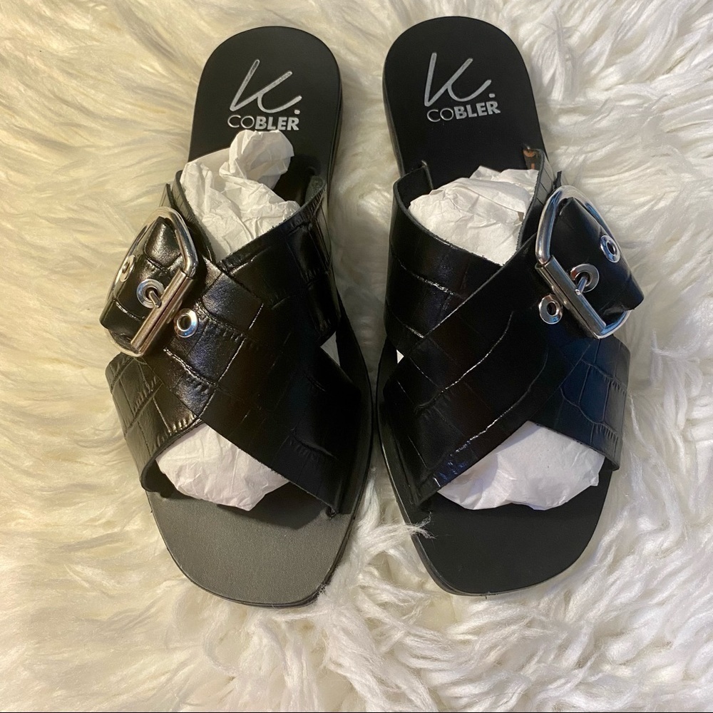 K.COBLER Women’s Leather Cross Buckle Slide Size 6 - Picture 2 of 6